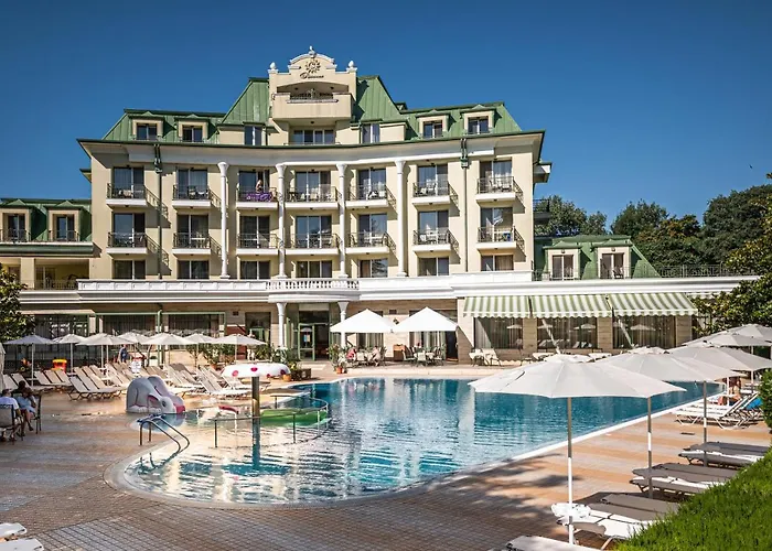 Romance And Family Отель