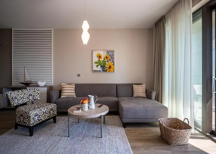 Romance And Family Святые Константин и Елена