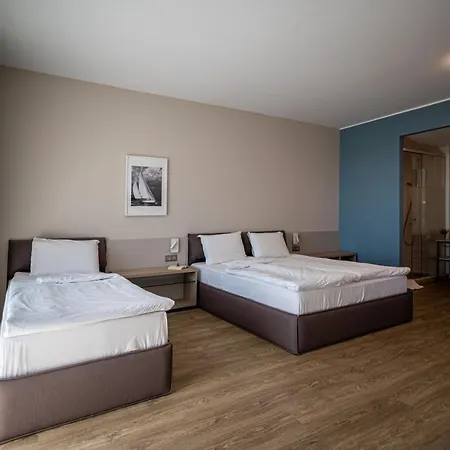 Romance And Family Sveti Konstantin