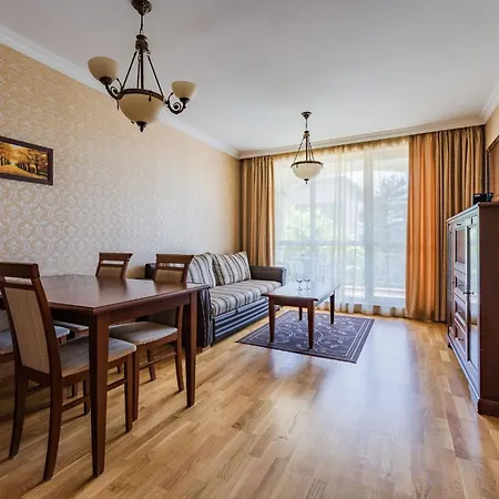 Romance And Family 4*