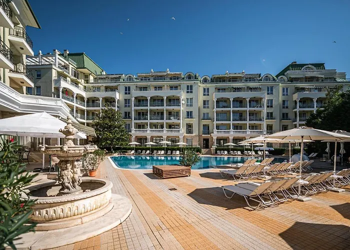 Romance And Family Hotel