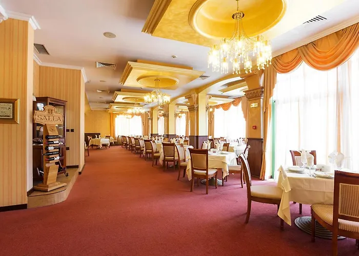 Hotel Romance And Family St Constantin et Helena