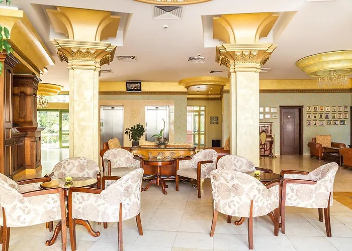 Hotel Romance And Family St Constantin et Helena