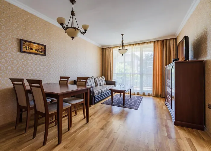 Romance And Family 4*